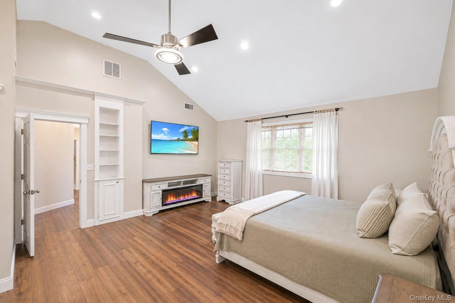 48 Foxboro Avenue thumbnail 33