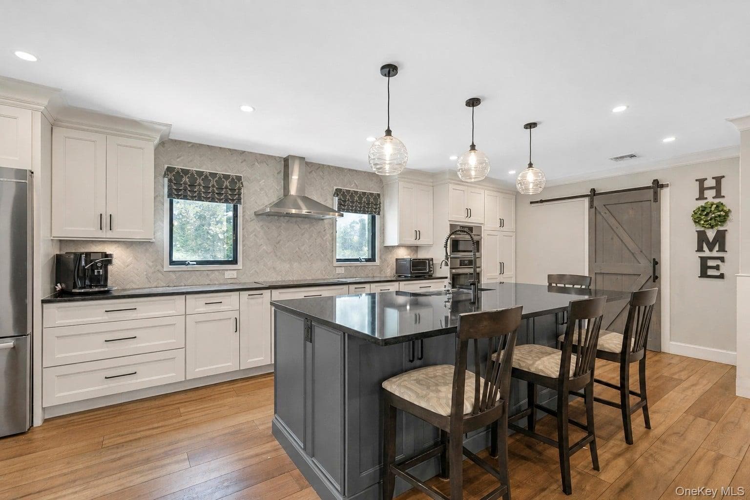 48 Foxboro Avenue thumbnail 26