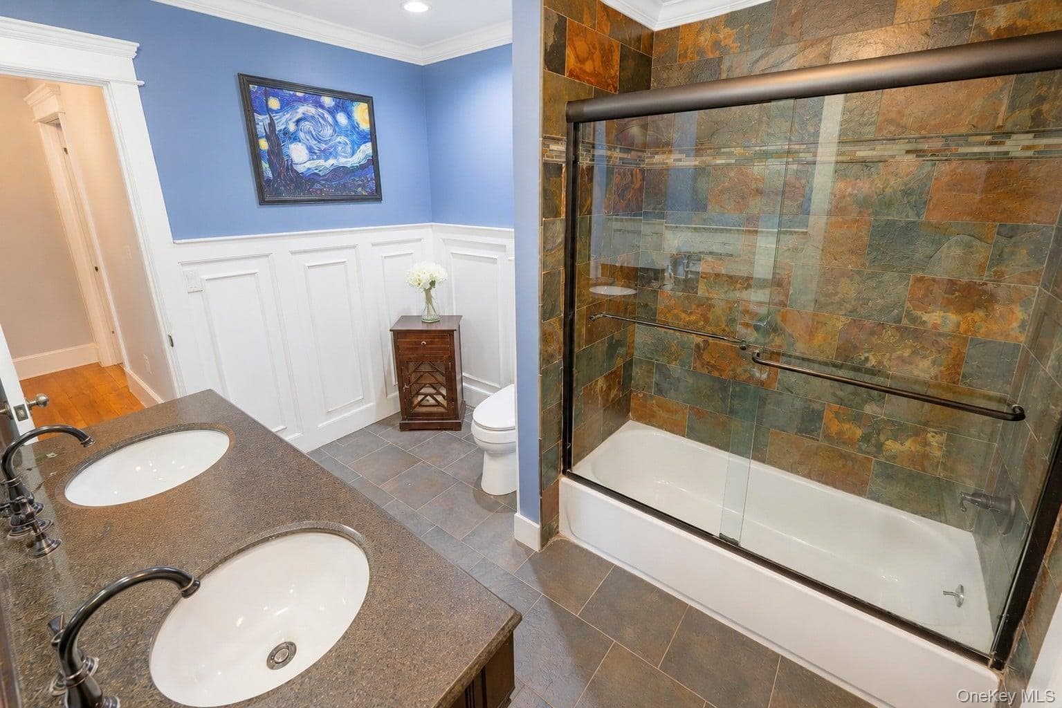 48 Foxboro Avenue thumbnail 45