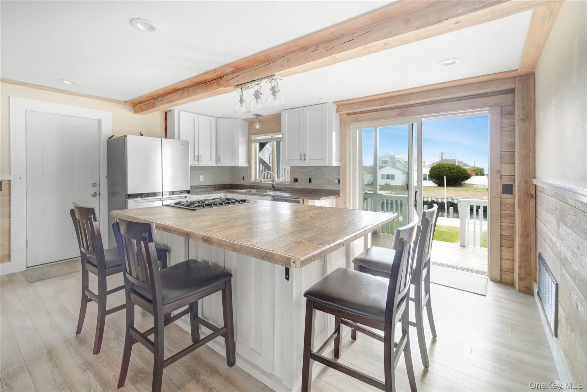 15 Marlin Road thumbnail 18