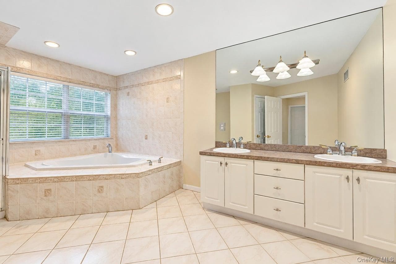 5 Sky View Court thumbnail 42