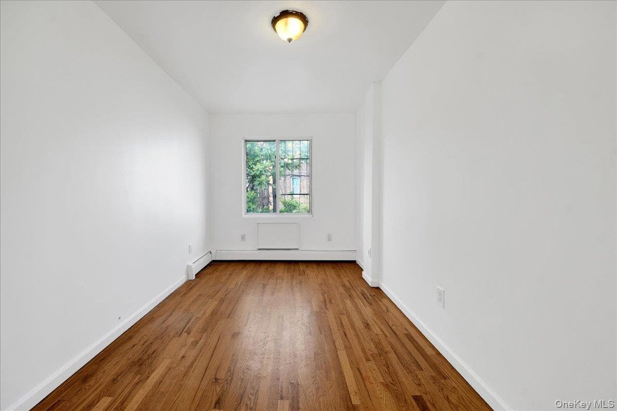 635 Coster Street thumbnail 10