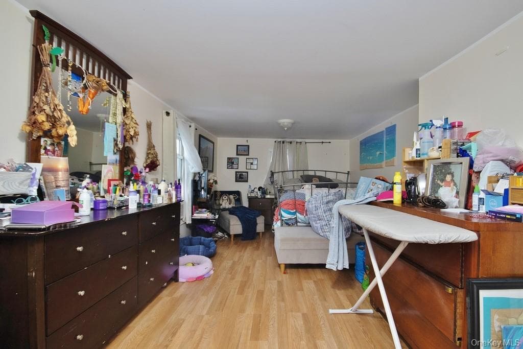 6-8 Forest Avenue thumbnail 23