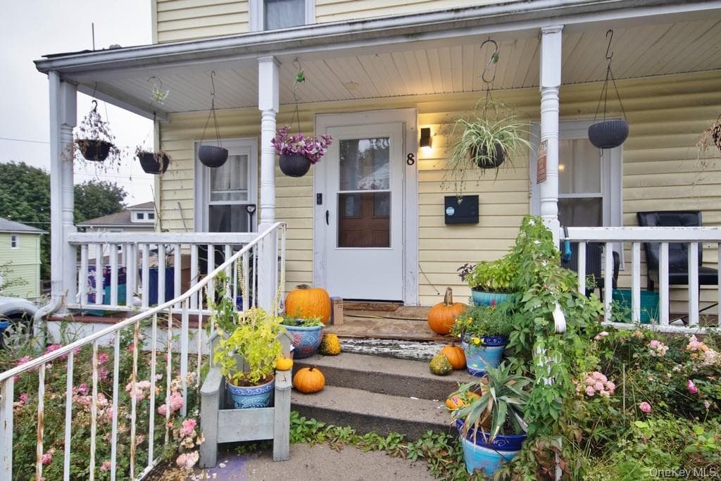 6-8 Forest Avenue thumbnail 4