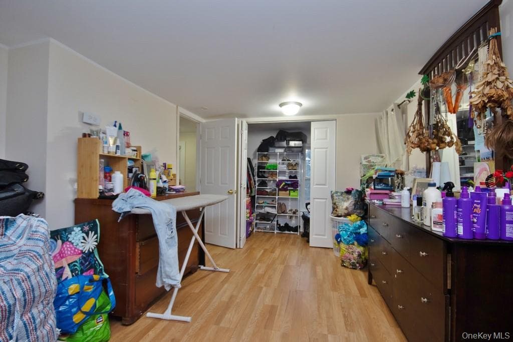 6-8 Forest Avenue thumbnail 26