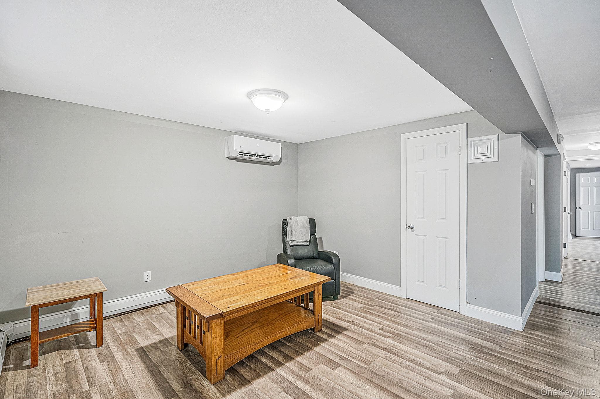 65 Oak Drive thumbnail 28