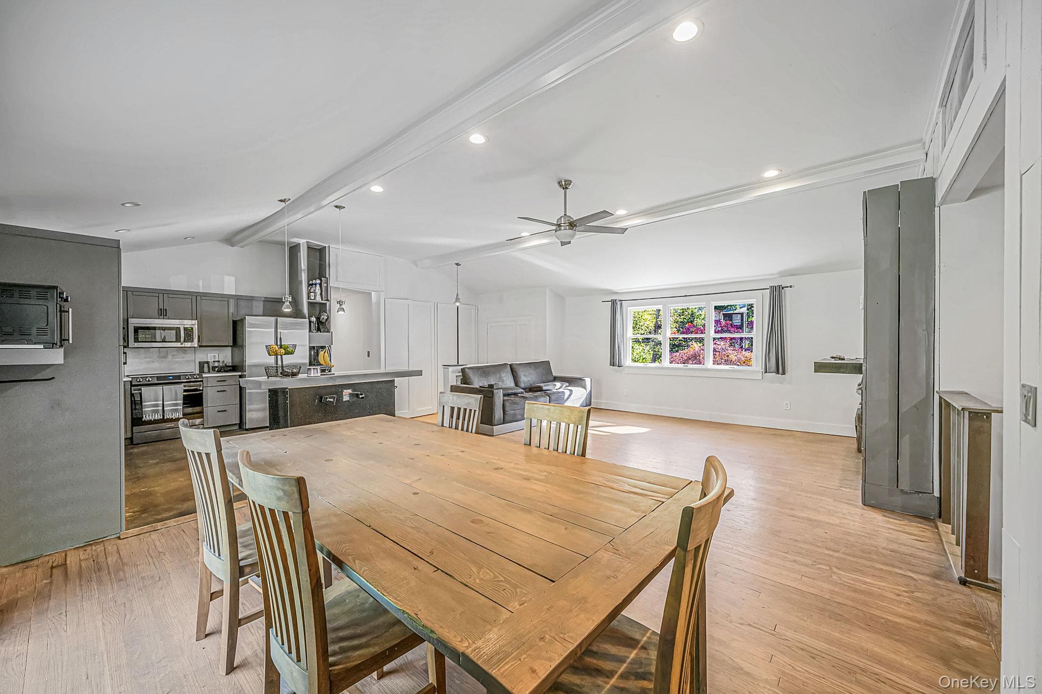 65 Oak Drive thumbnail 14