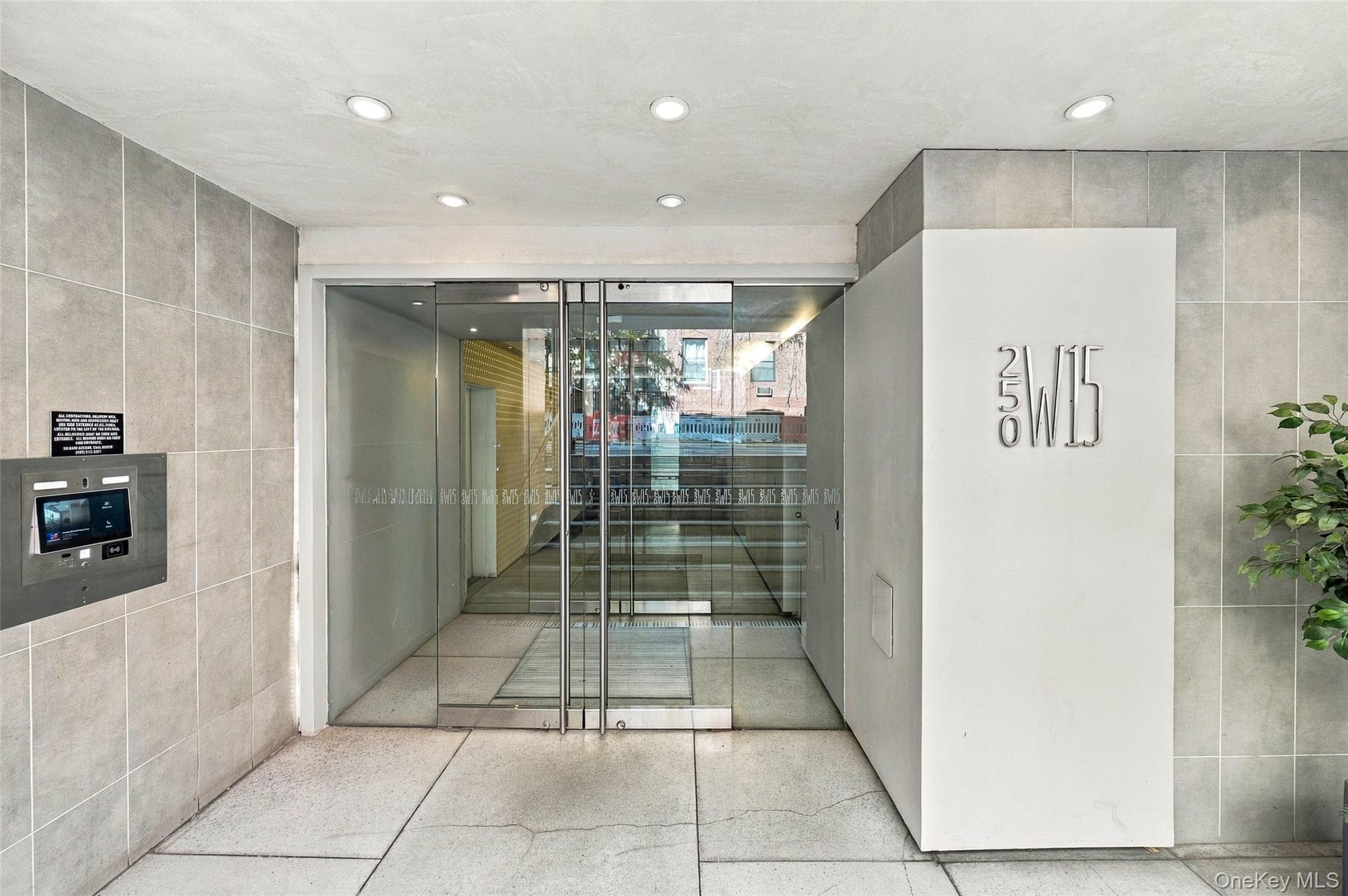 250 W 15th Street Unit: 6G thumbnail 17