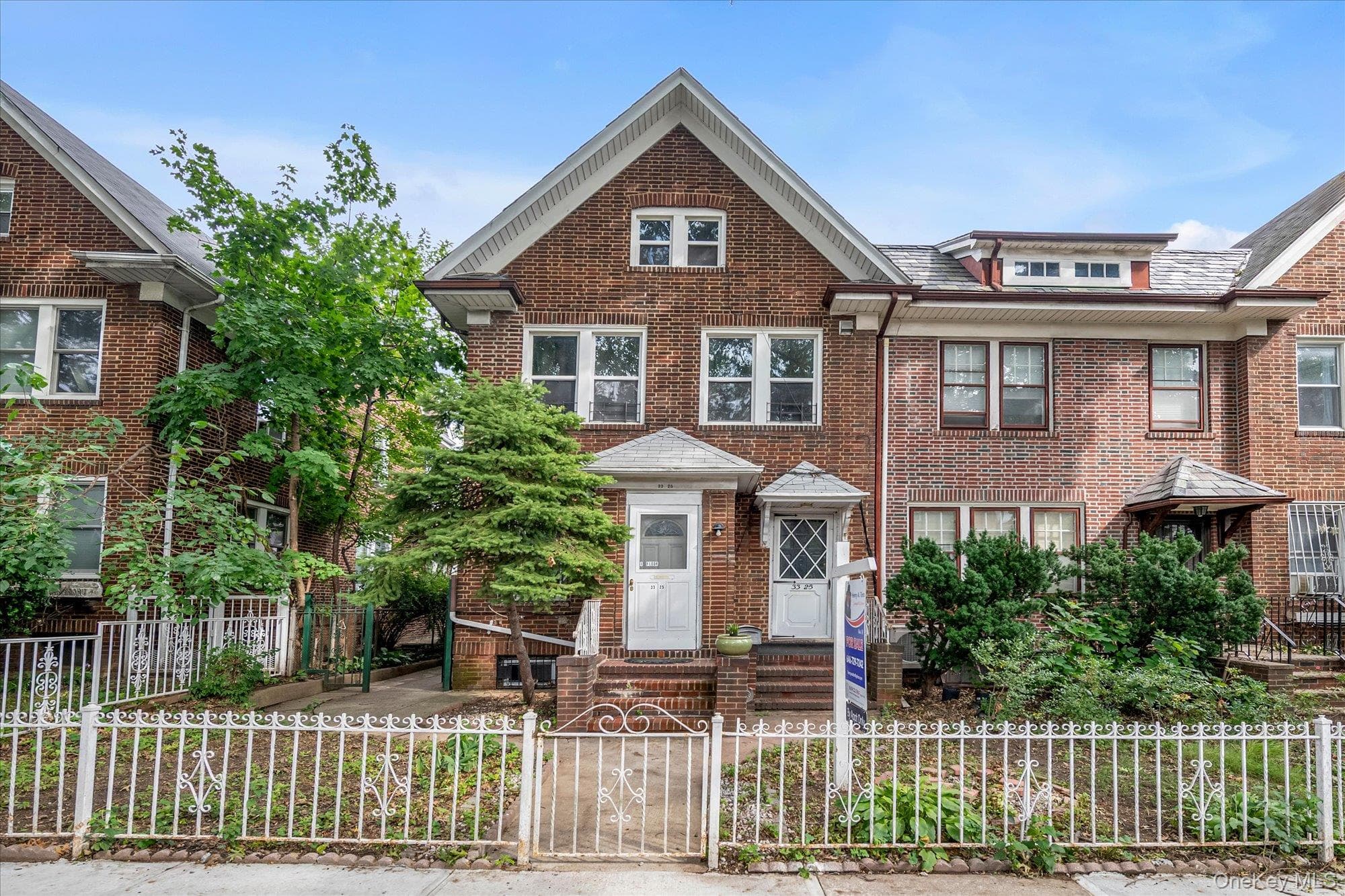 33-25 88th Street, Jackson Heights