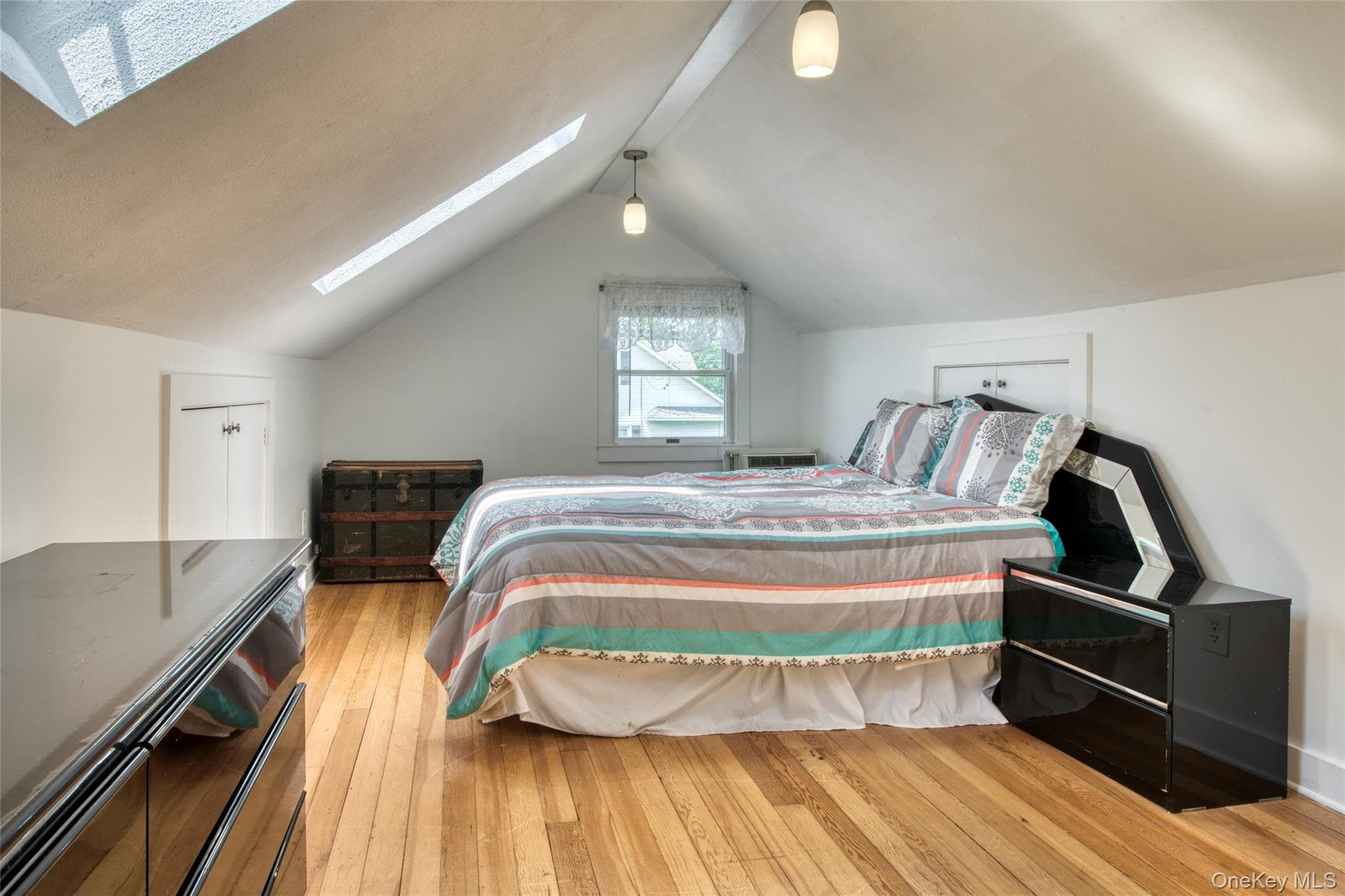 1227 Roanoke Avenue thumbnail 14
