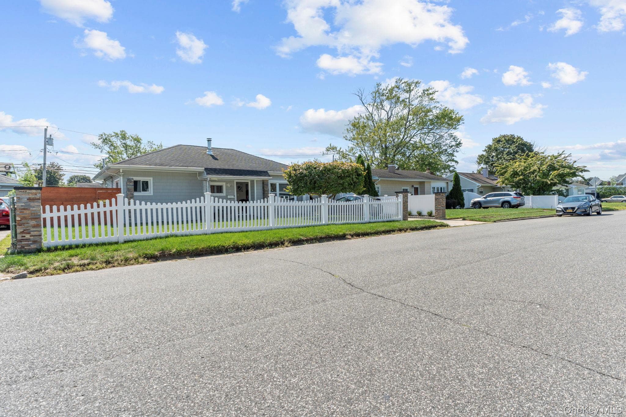 27 Croydon Road thumbnail 3
