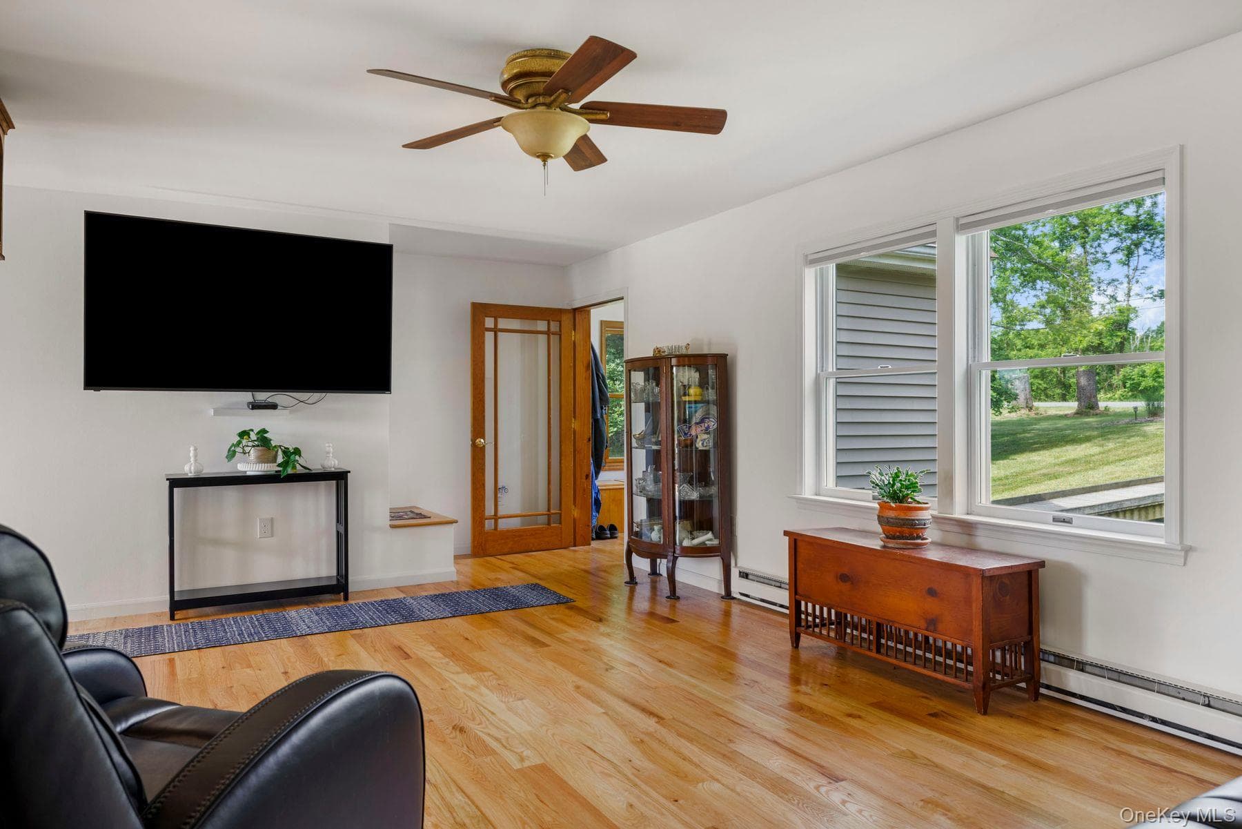 75 Eastern Parkway thumbnail 12