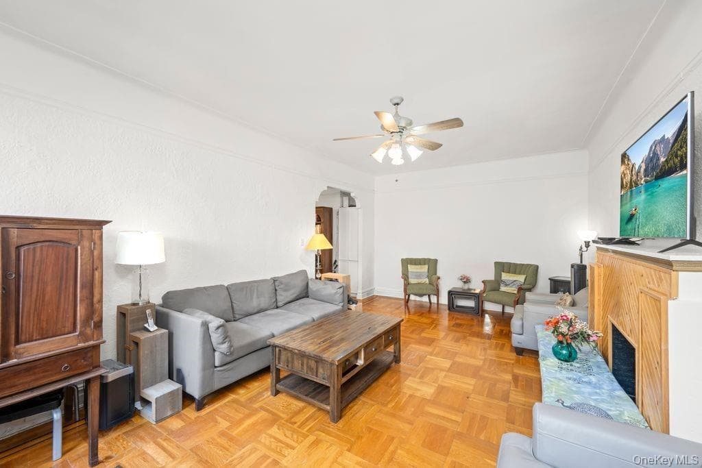 7119 Shore Road Unit: 6H, Brooklyn
