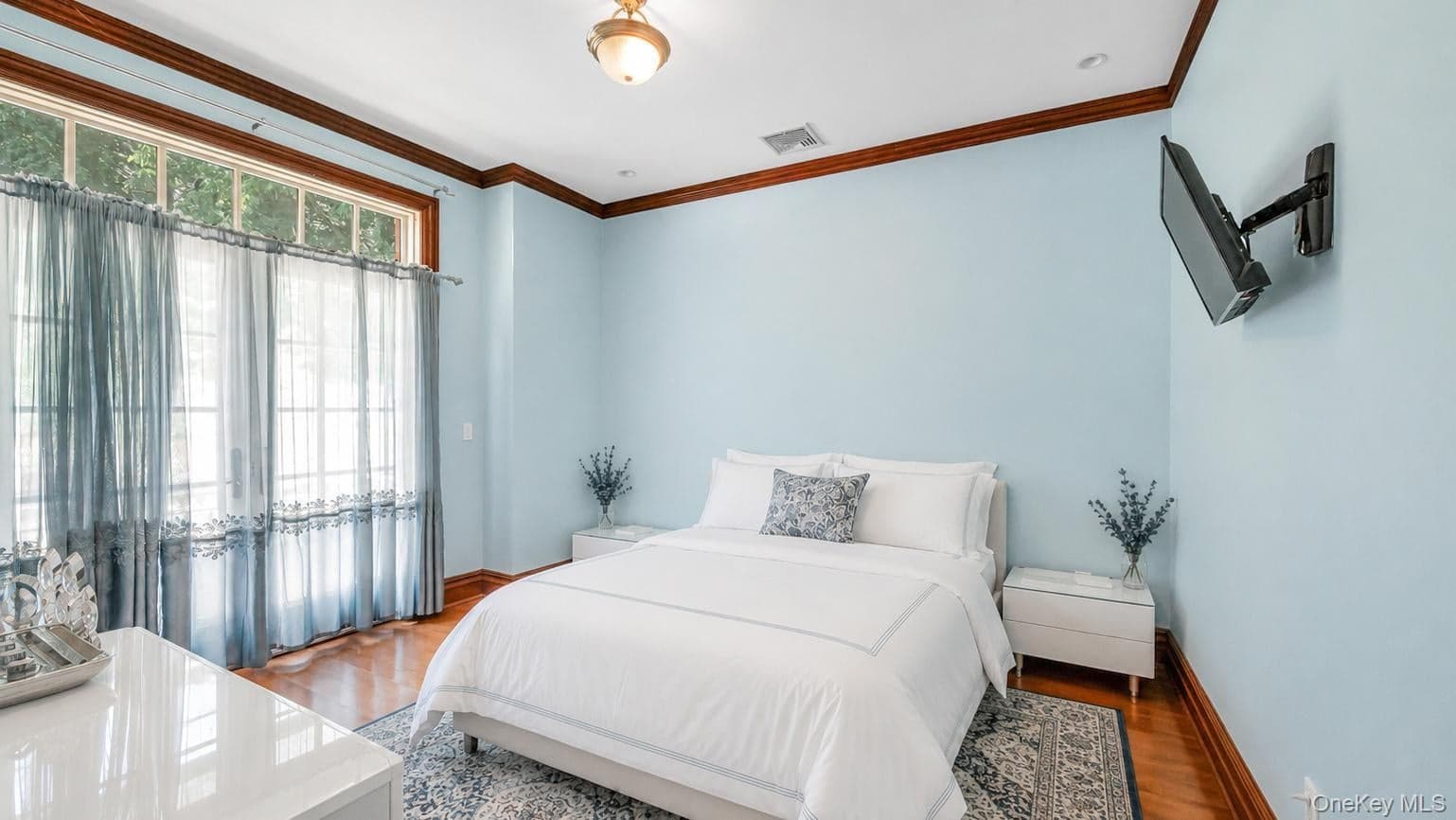 250 Oyster Bay Road thumbnail 23