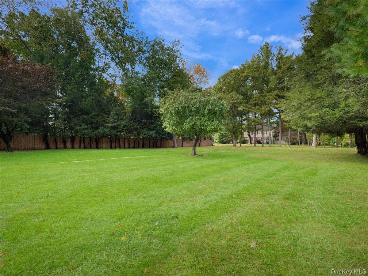15 Sterling Forest Lane thumbnail 32