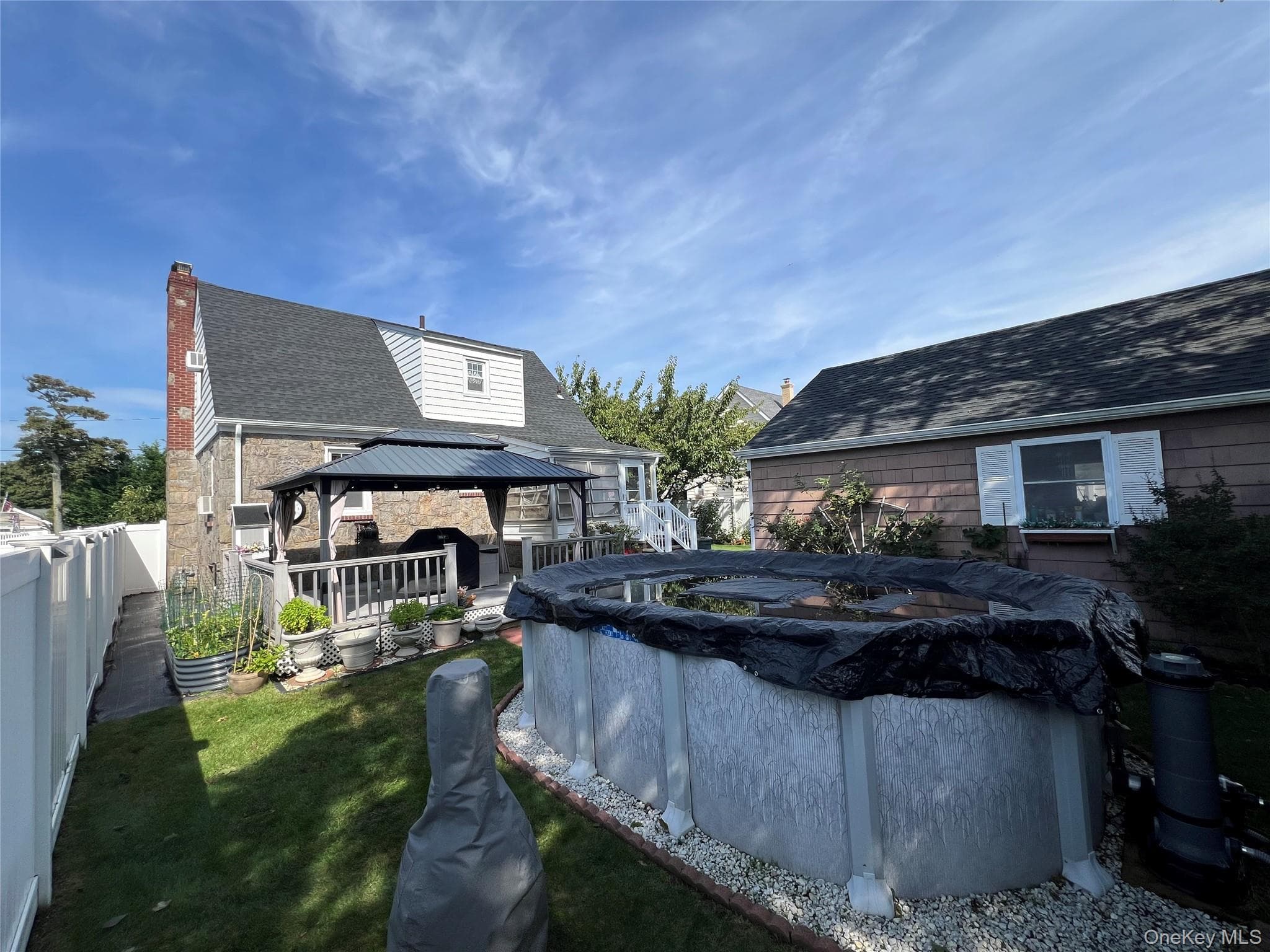 199 Claxton Avenue thumbnail 15