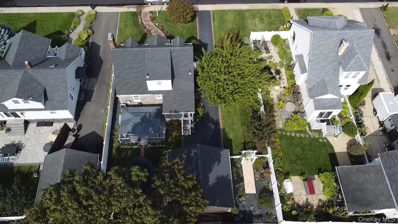 199 Claxton Avenue thumbnail 19