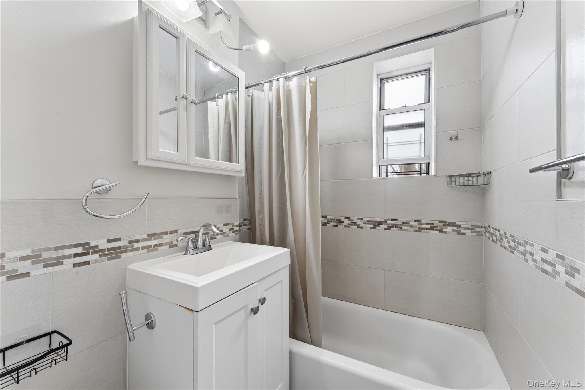 55-01 31st Avenue Unit: 1D thumbnail 4