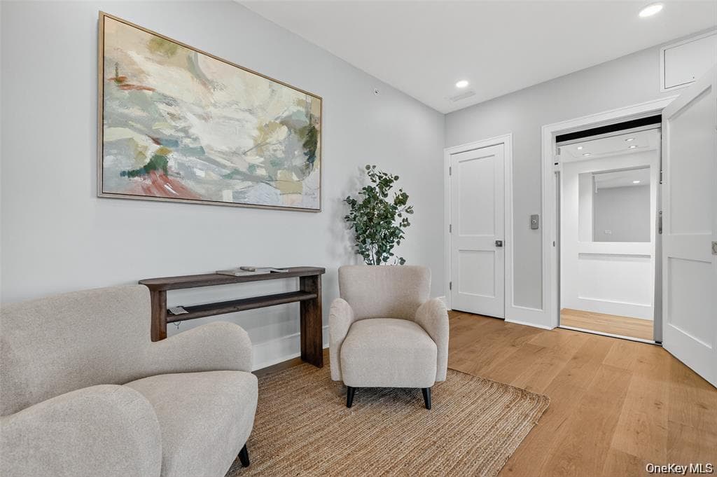 1824 Soundview Court thumbnail 20