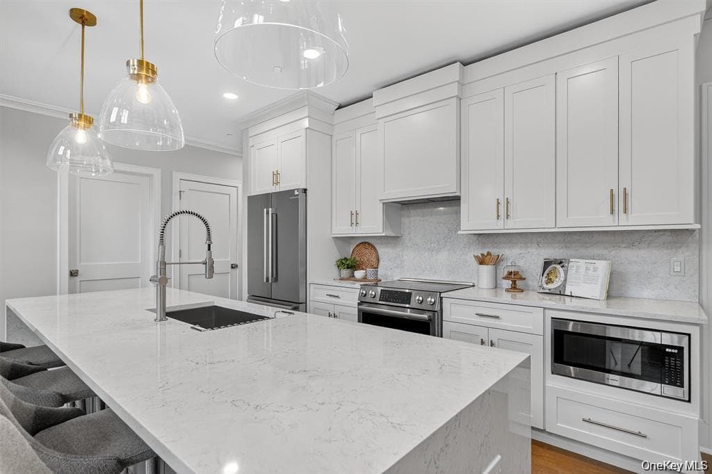 1824 Soundview Court thumbnail 12