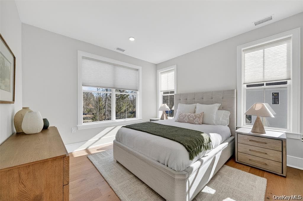 1824 Soundview Court thumbnail 26