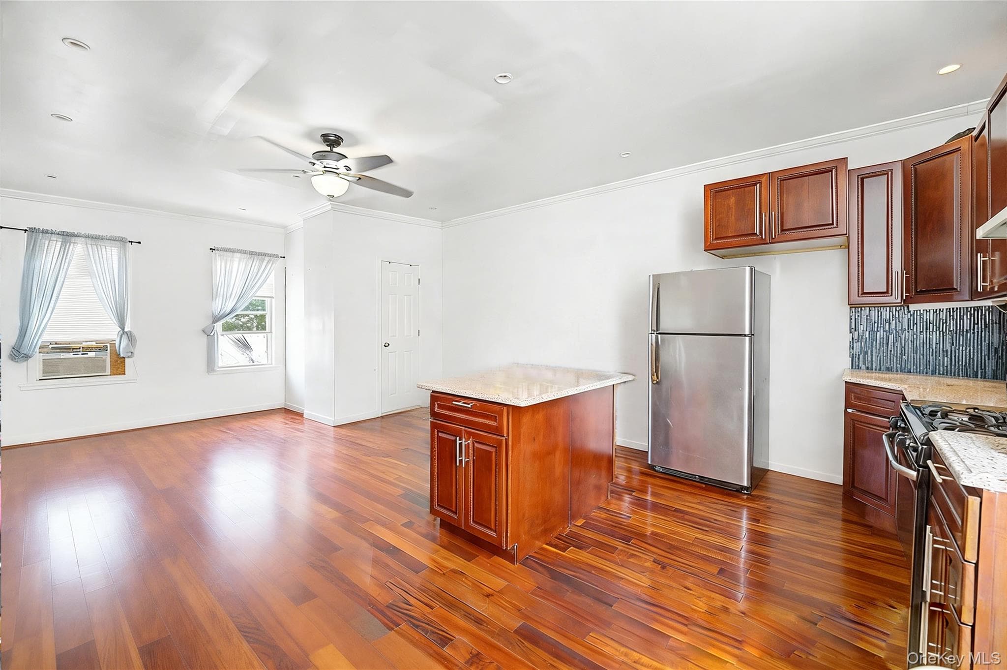 87-12 95th Avenue thumbnail 11