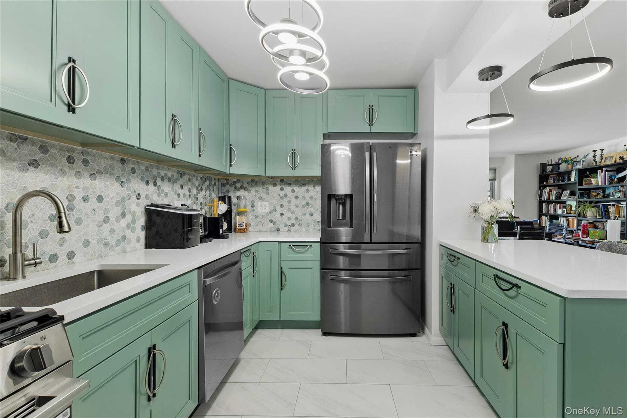 2500 Johnson Avenue Unit: 4K thumbnail 5
