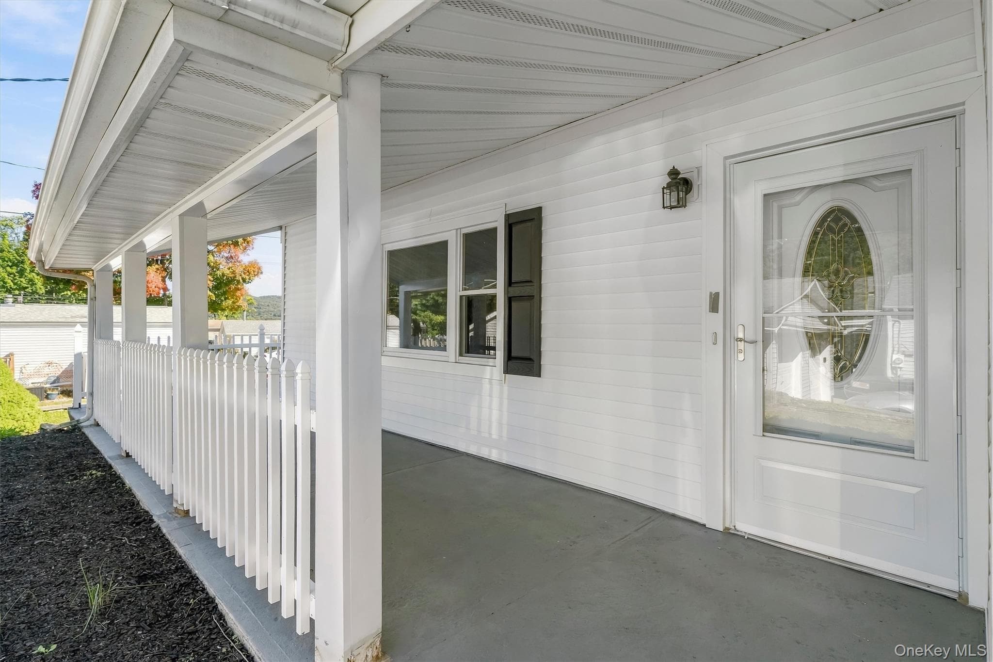 21 Rivercrest Road thumbnail 8