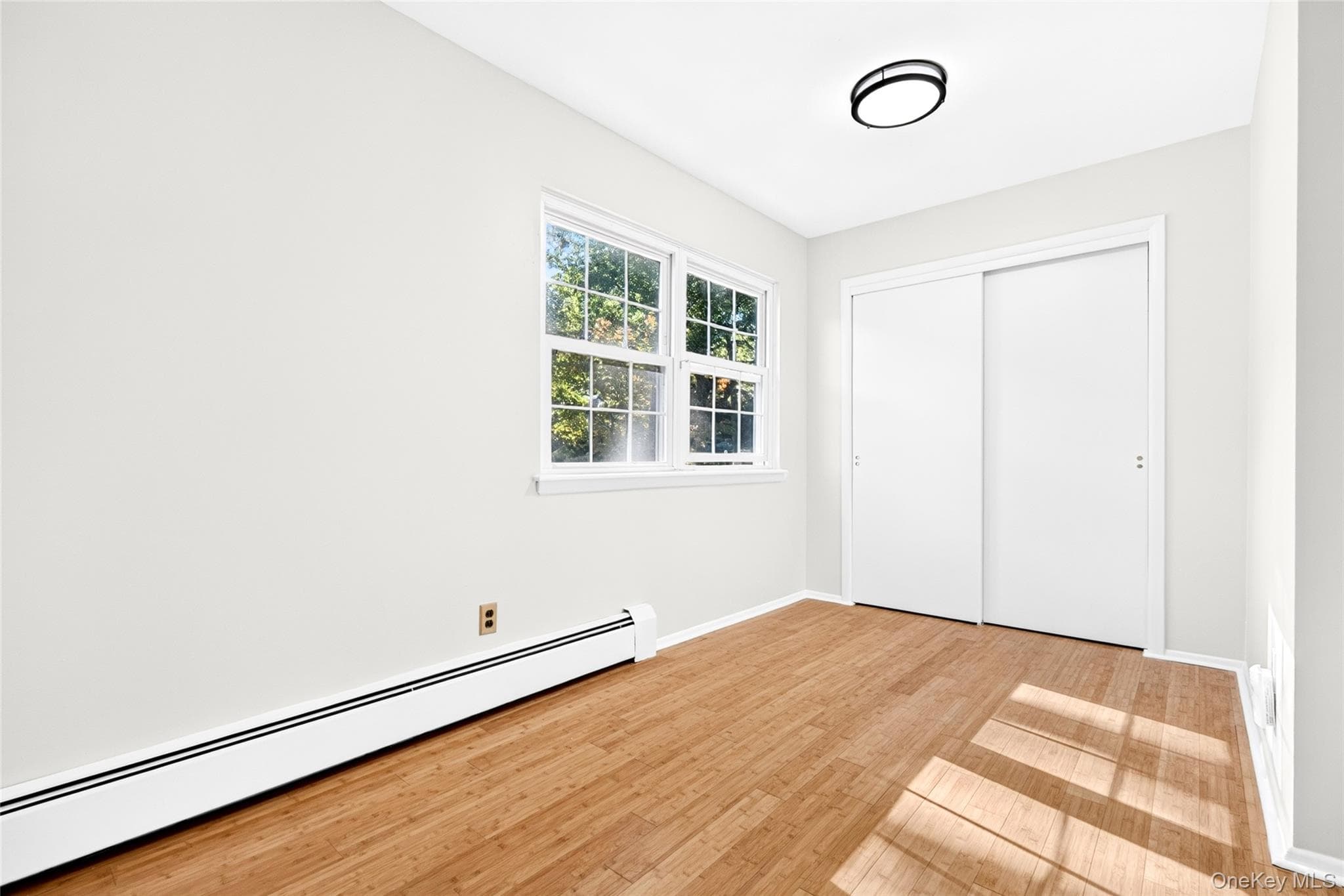 284 Parkside Drive thumbnail 14