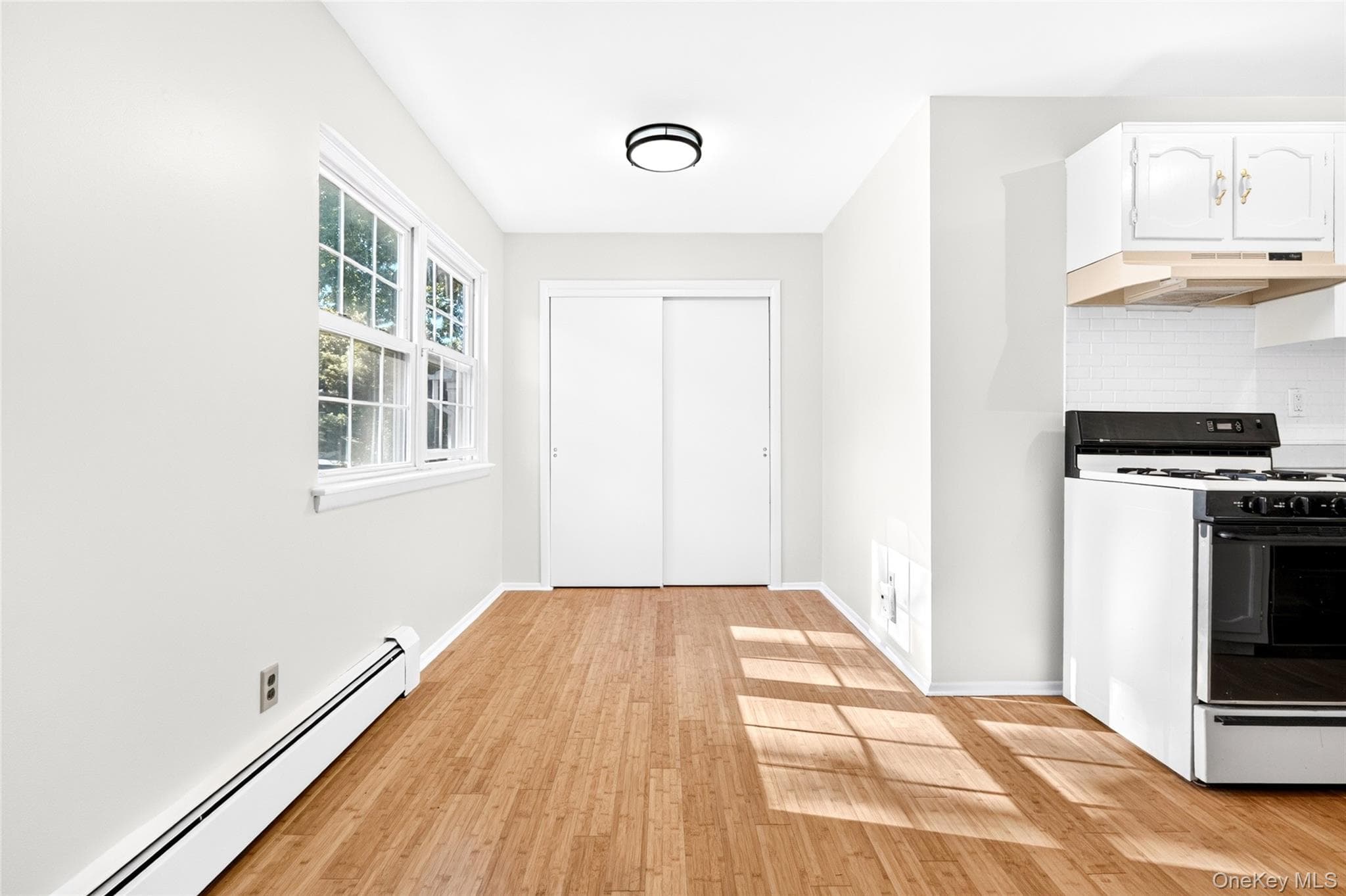 284 Parkside Drive thumbnail 11