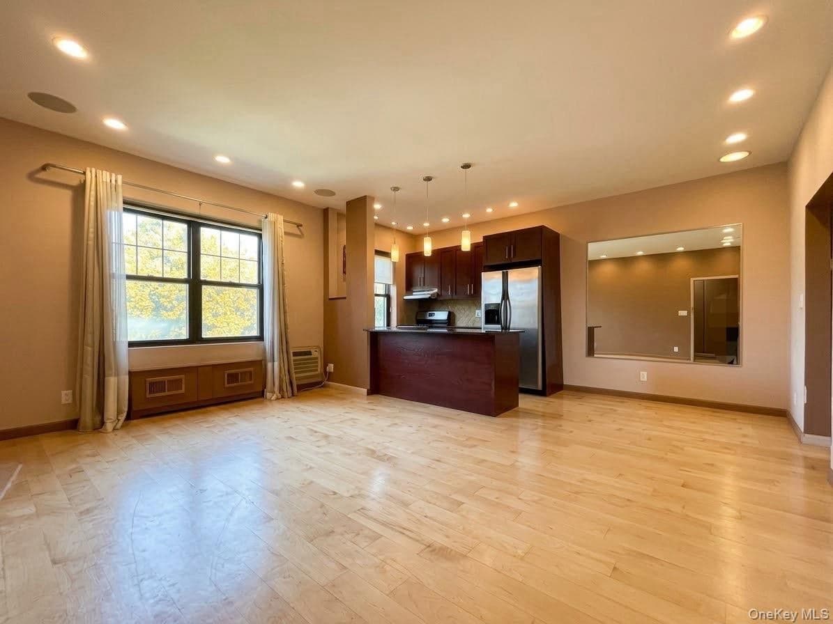 69-84 136th Street Unit: B, Flushing