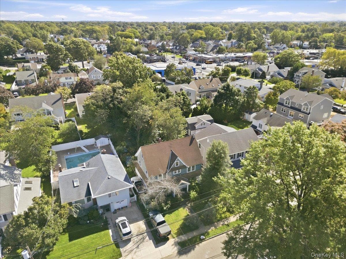 21 Sherman Avenue thumbnail 24