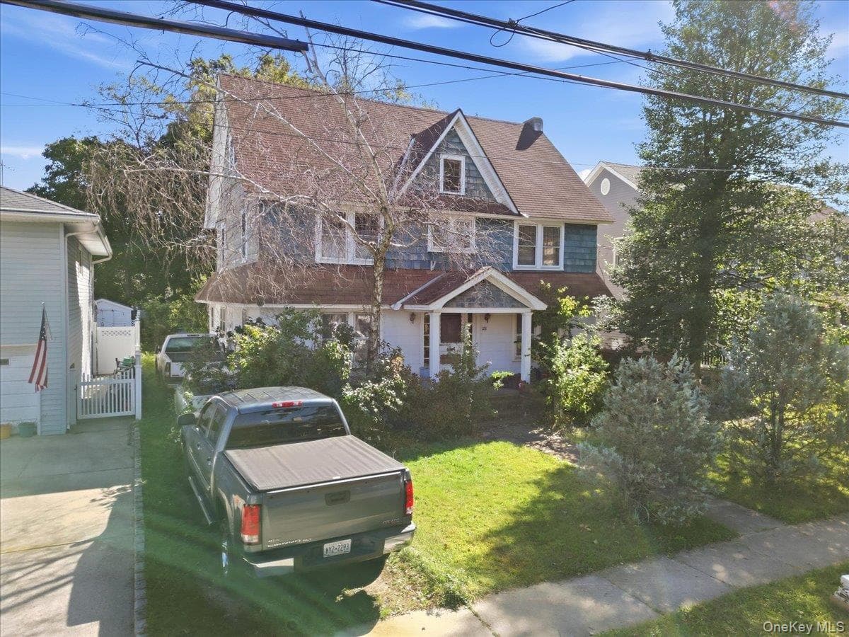 21 Sherman Avenue thumbnail 3