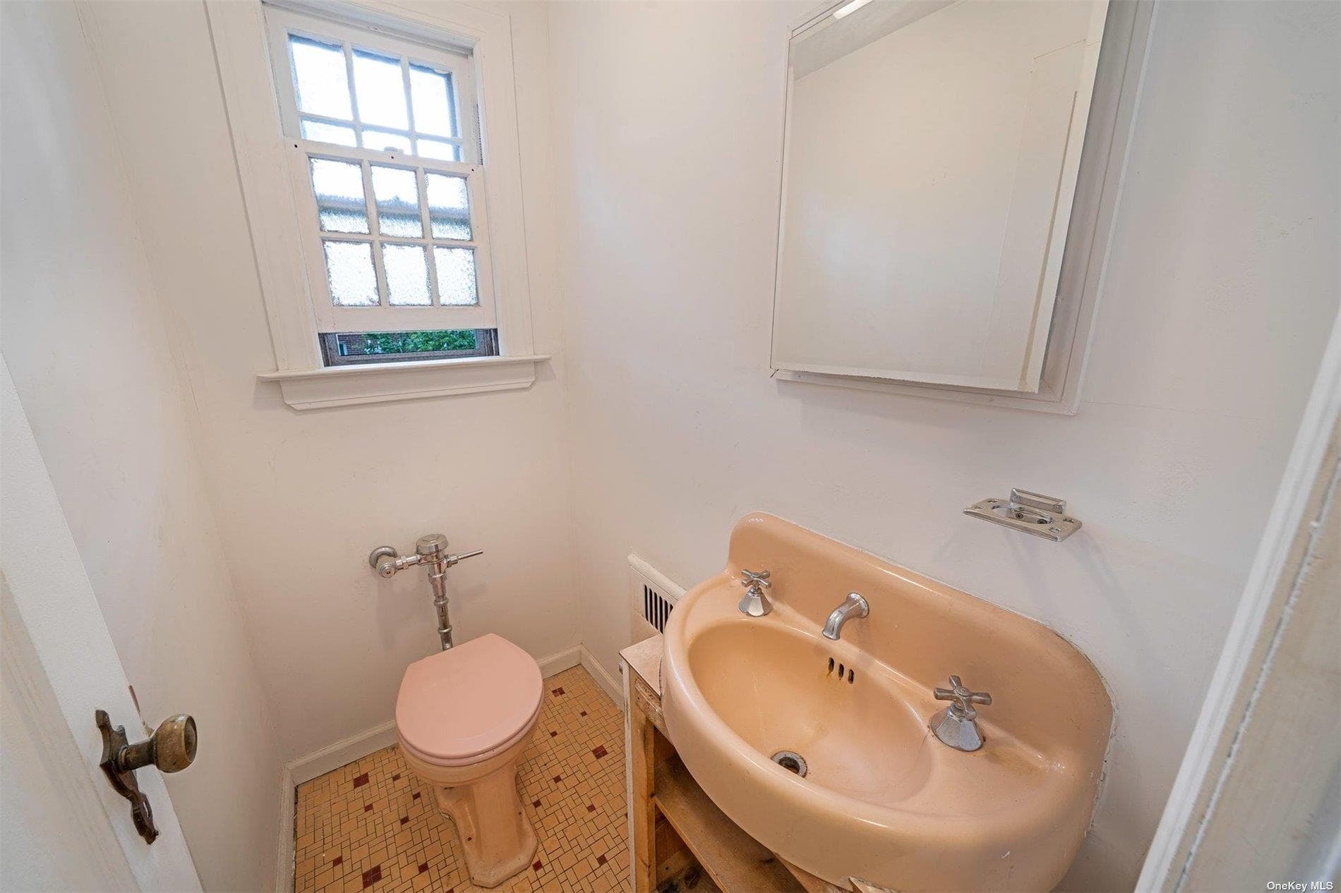 60-14 60th Avenue thumbnail 19