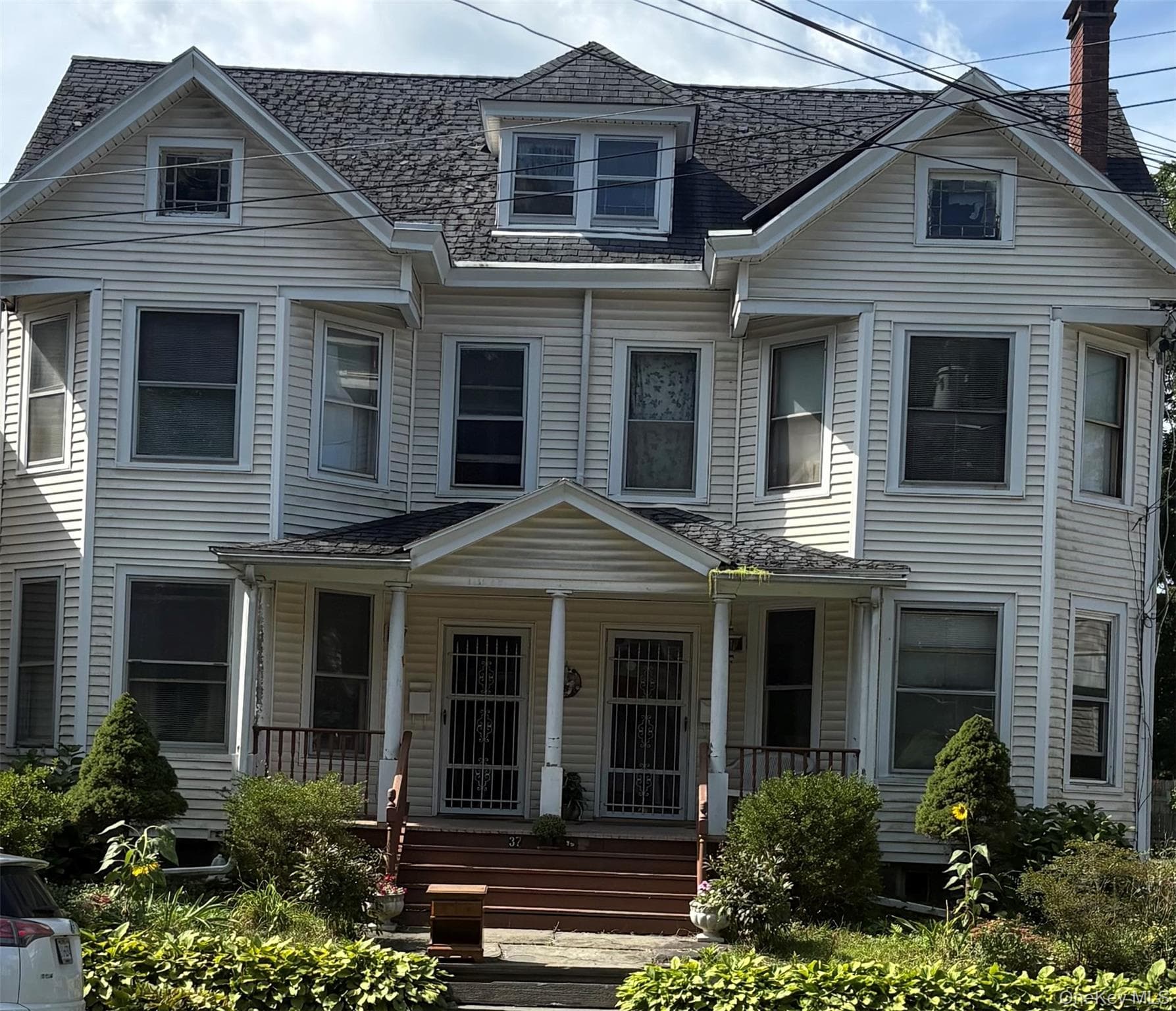 37 Clinton Avenue, Kingston