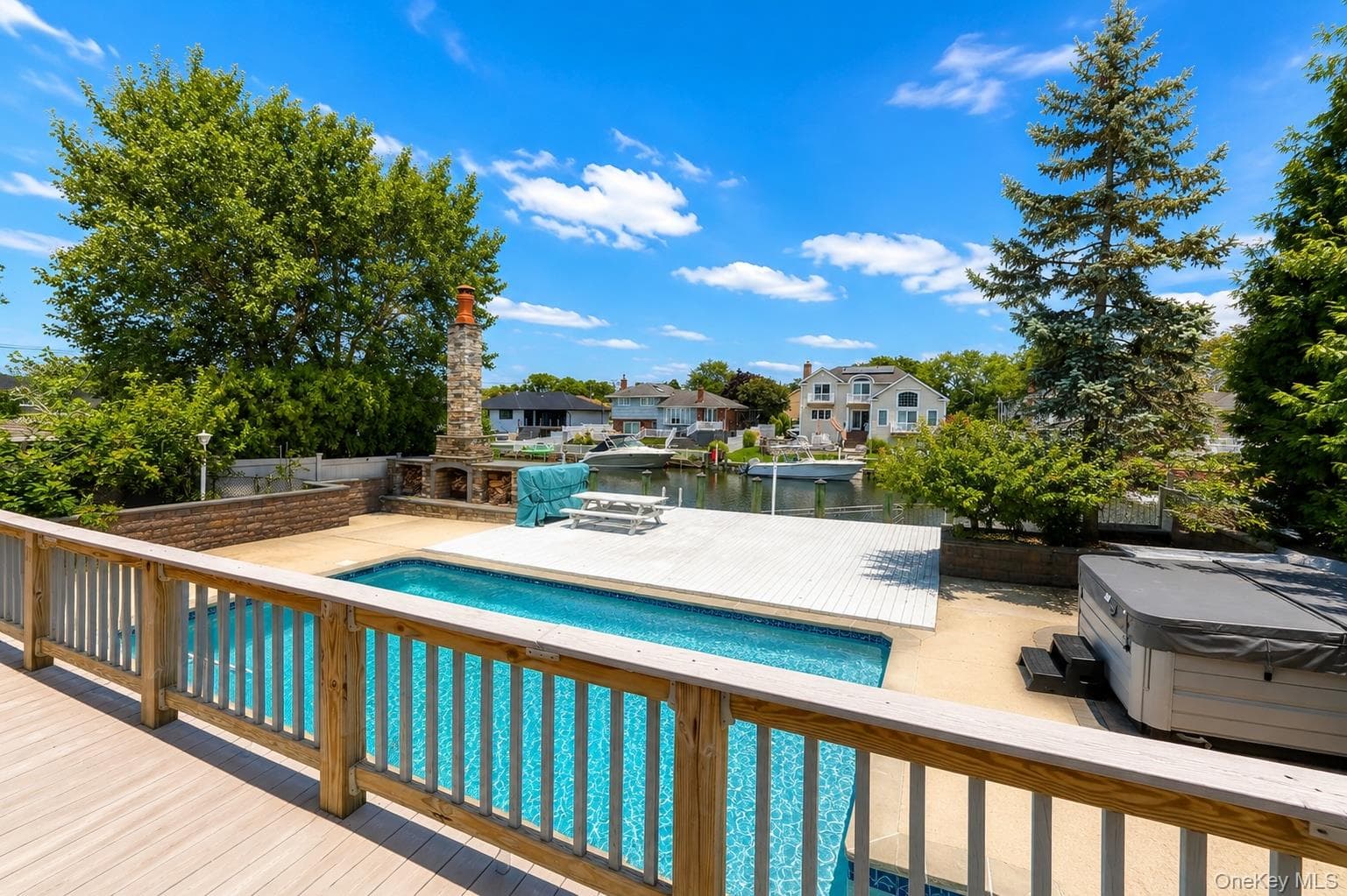 204 Bayview Avenue thumbnail 22