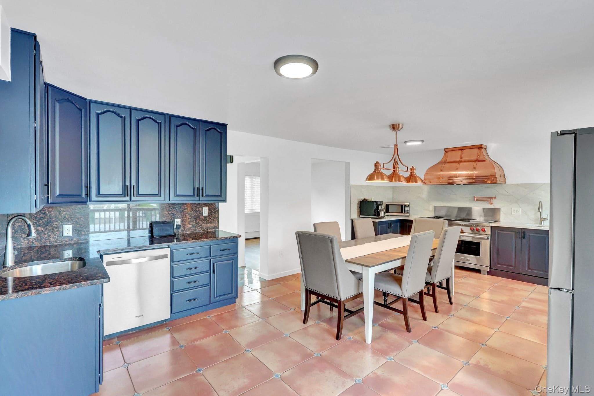 204 Bayview Avenue thumbnail 5