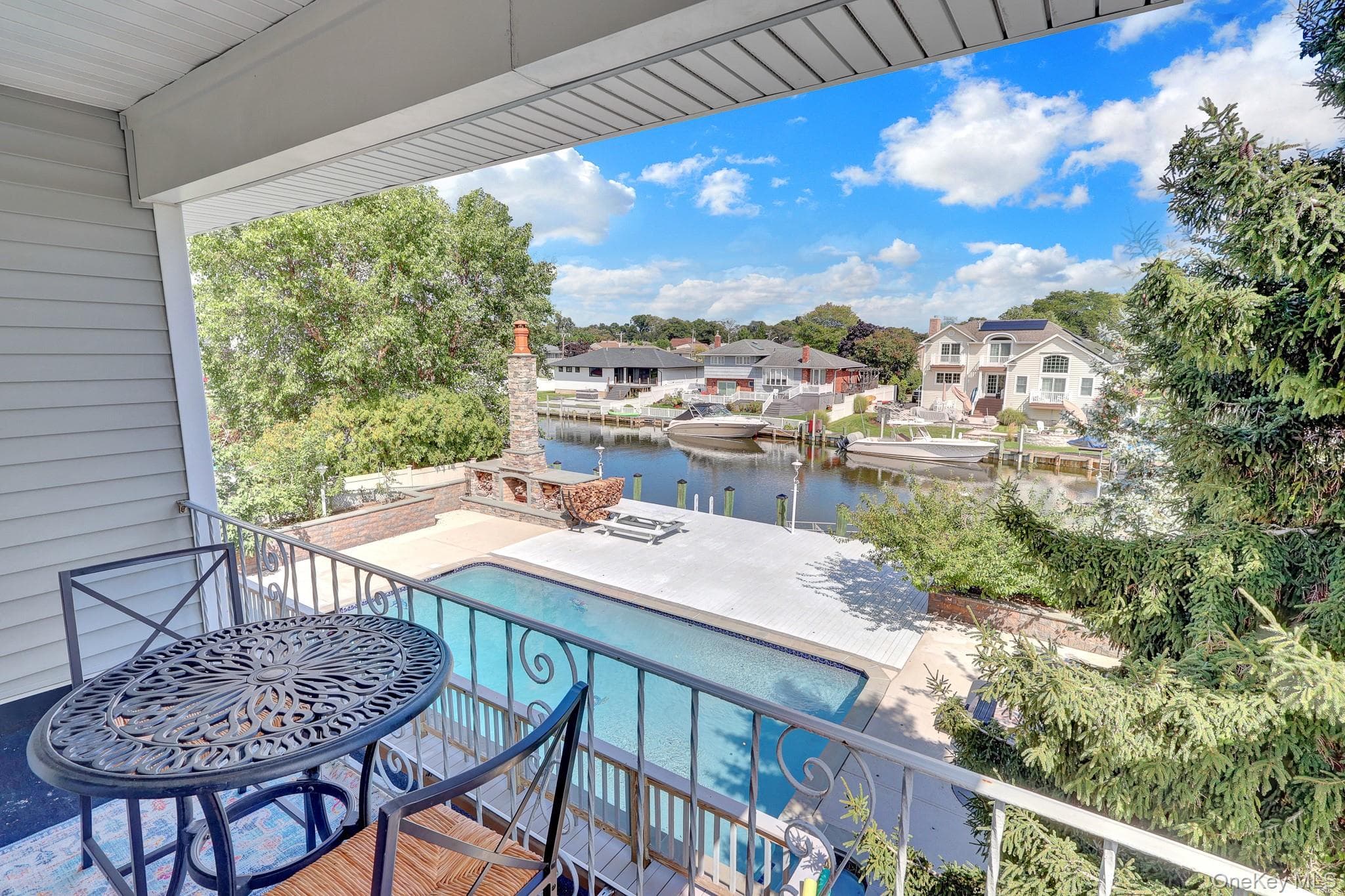 204 Bayview Avenue thumbnail 14