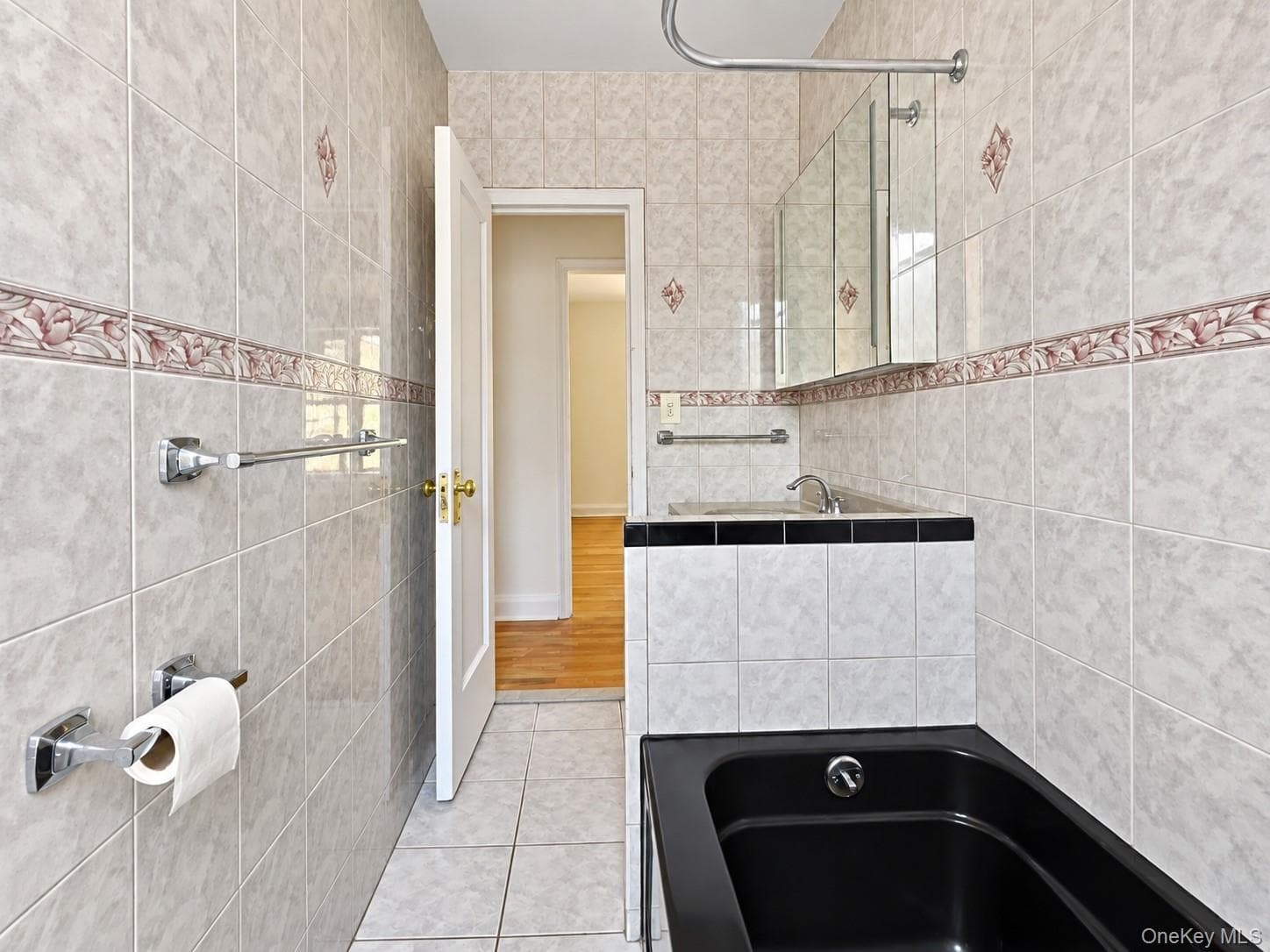 43-10 48 Avenue Unit: 4o thumbnail 25