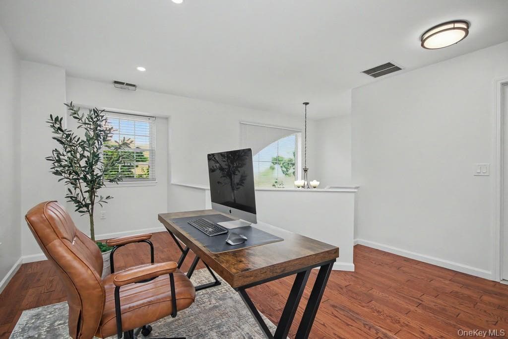 101 Elmcrest Drive thumbnail 27