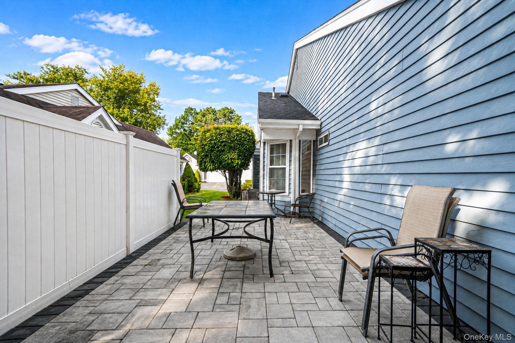 279 Glen Drive thumbnail 24