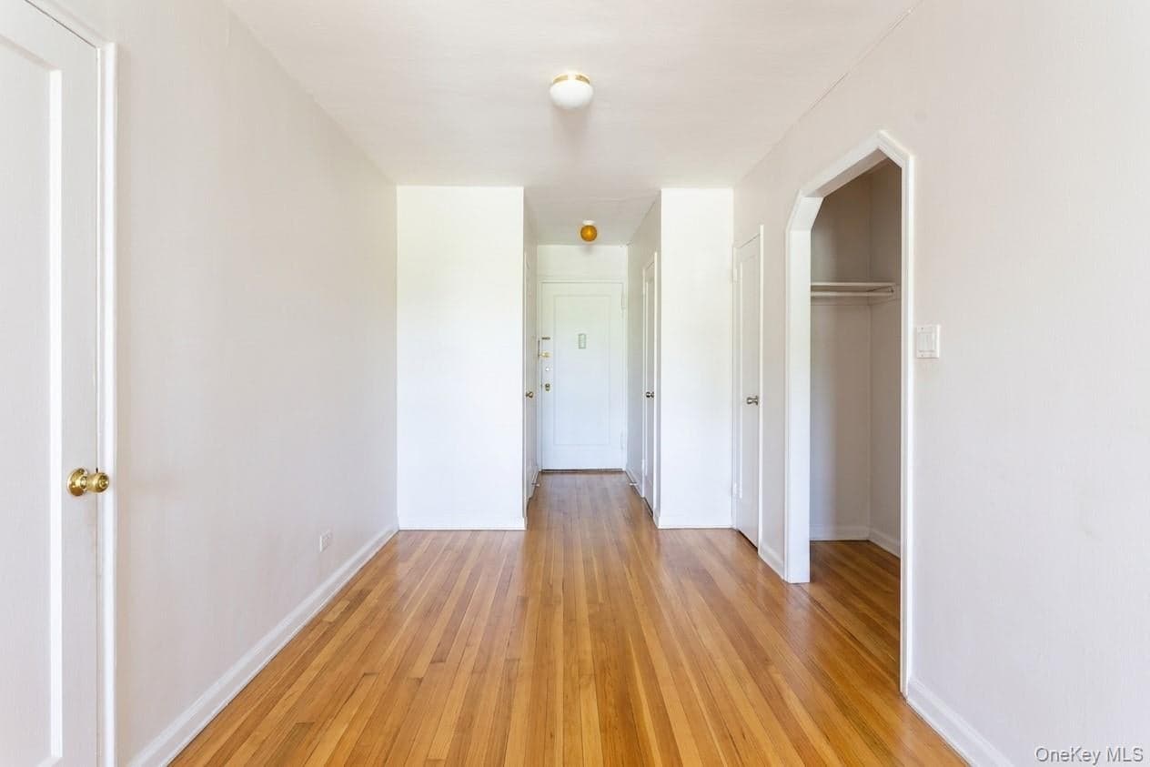5620 Netherland Avenue Unit: 3E thumbnail 4