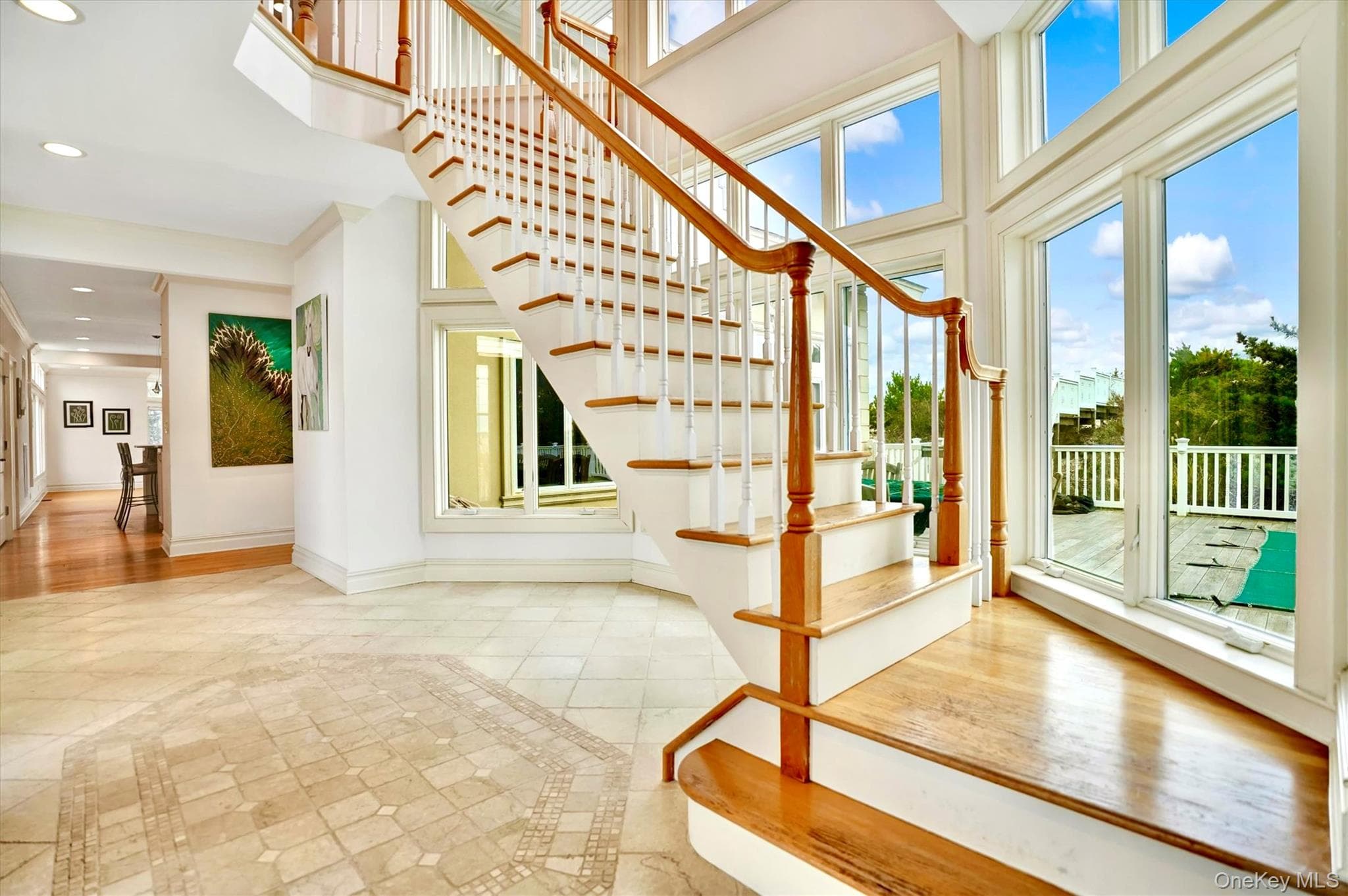 605 Dune Road thumbnail 9