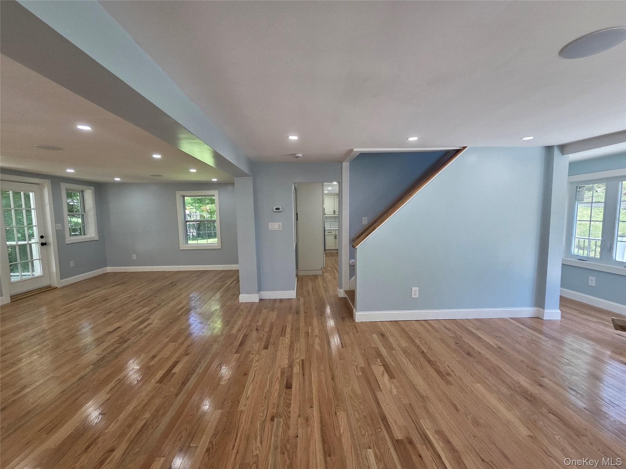 9 Depot Hill Road thumbnail 3