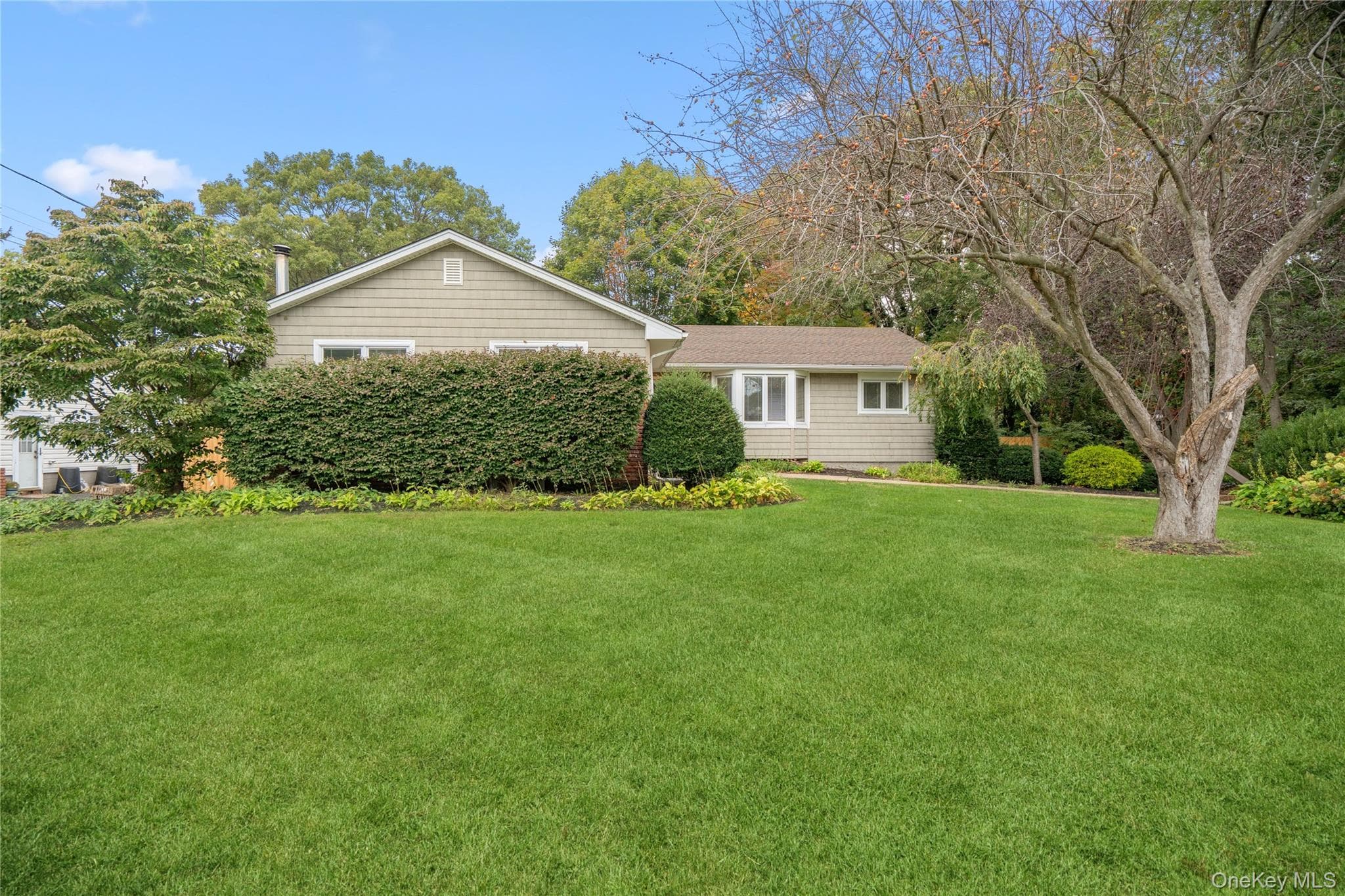 77 E Woodside Avenue thumbnail 2