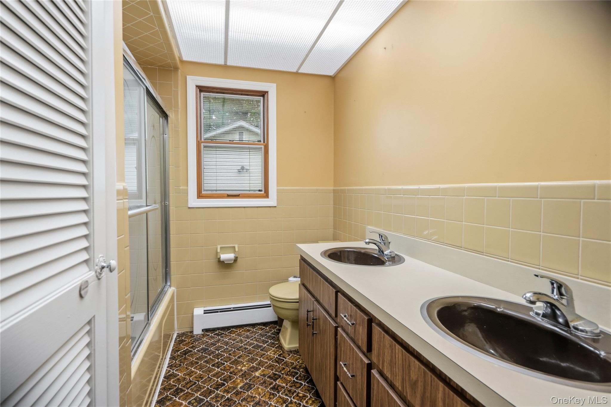 77 E Woodside Avenue thumbnail 17