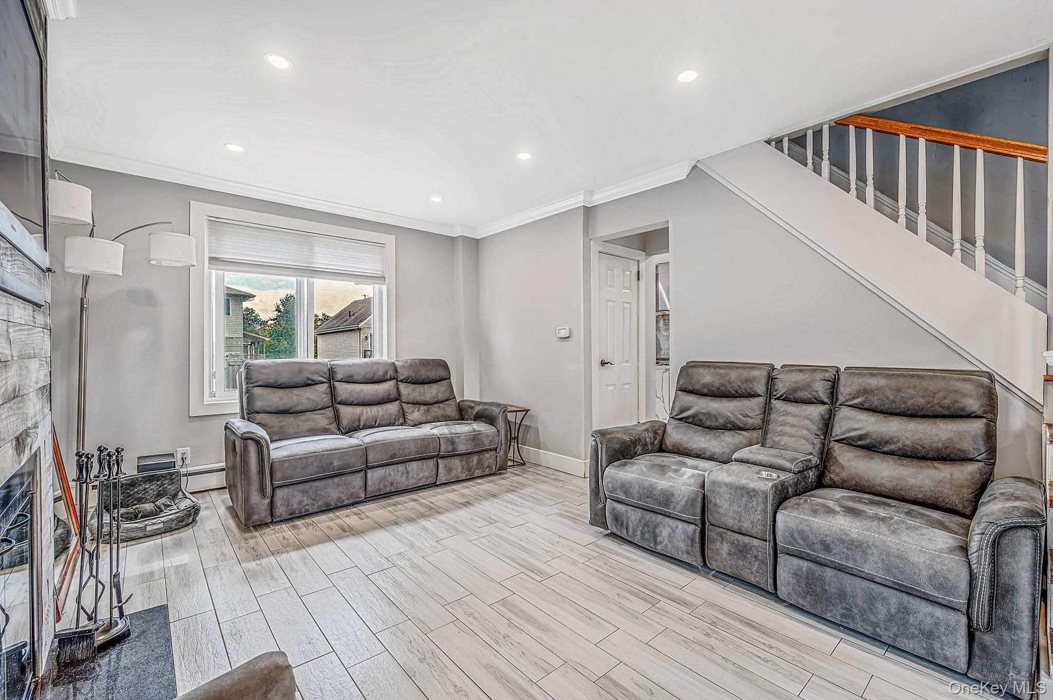 131 E Alhambra Avenue thumbnail 10