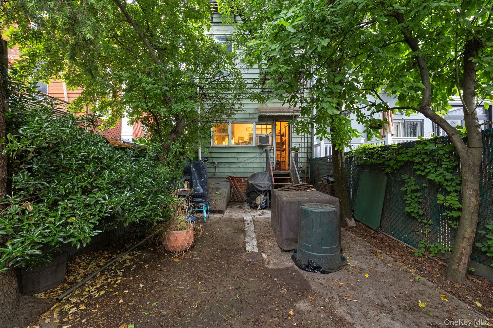 71 Norman Avenue thumbnail 11