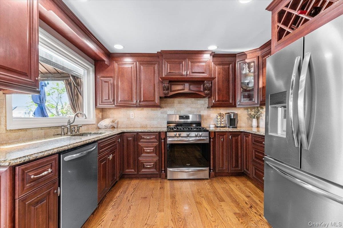 2968 Islip Court thumbnail 10