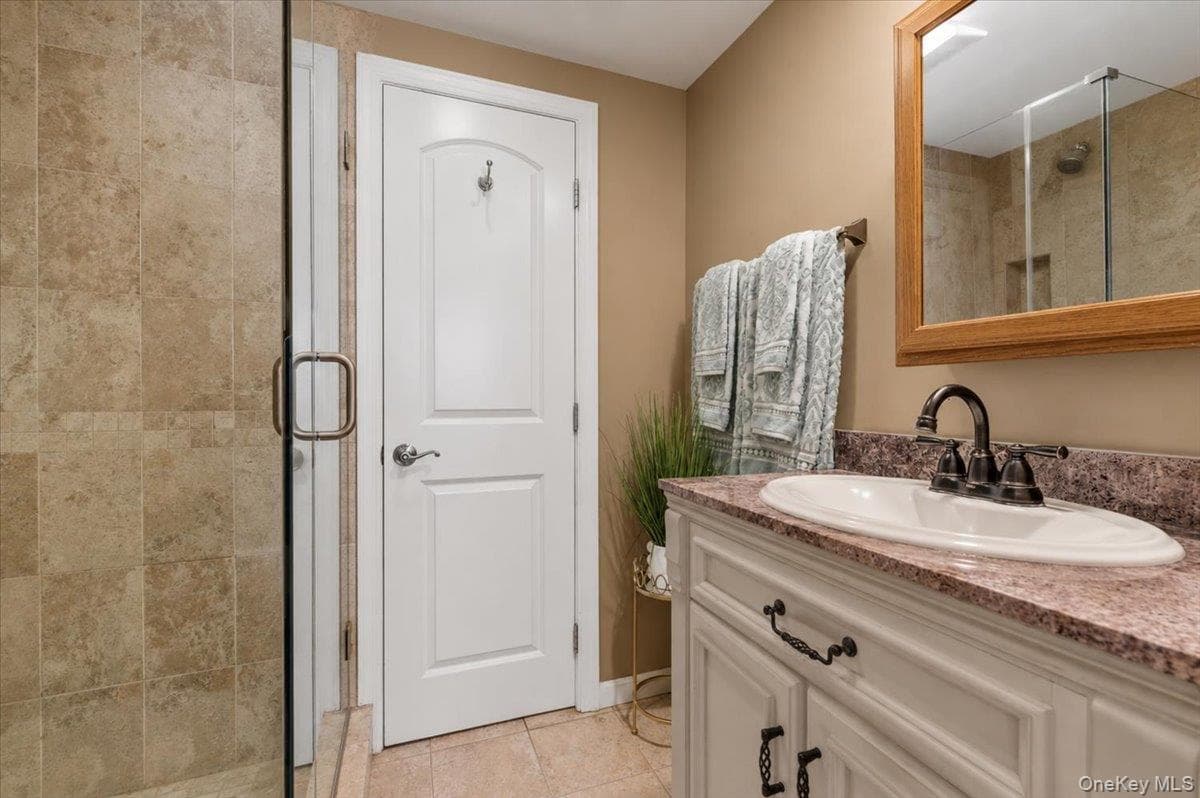 2968 Islip Court thumbnail 27